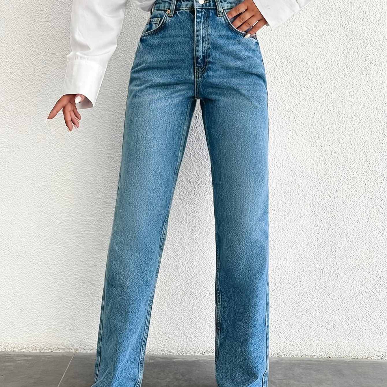 WL Atelier | Elegant Flared Wide-Leg Jeans with Stretch Fit