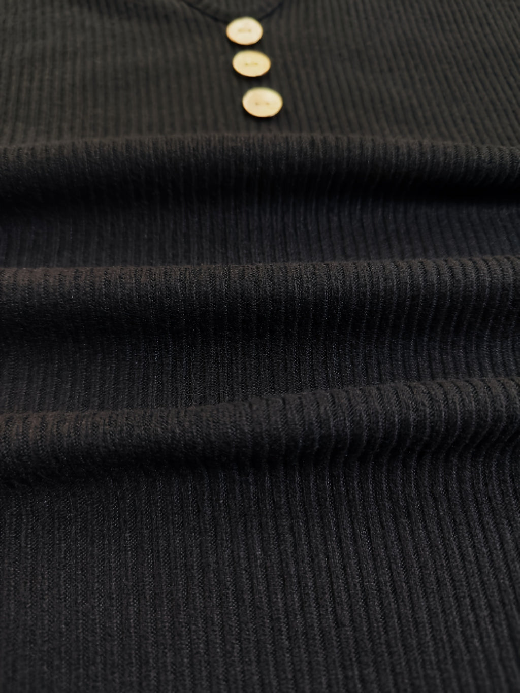 WL Atelier | Elegant Ribbed Long-Sleeve Top &amp; Slim-Fit Pants Set