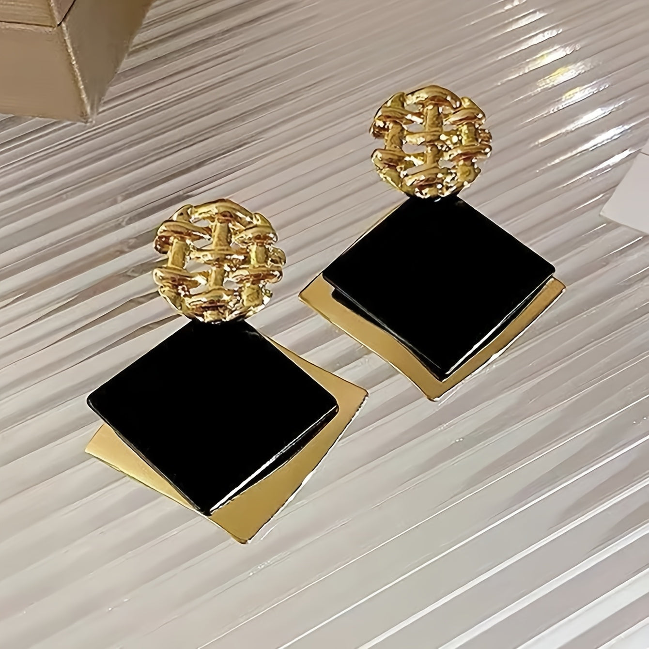 WL Atelier | Vintage-Inspired Geometric Drop Earrings